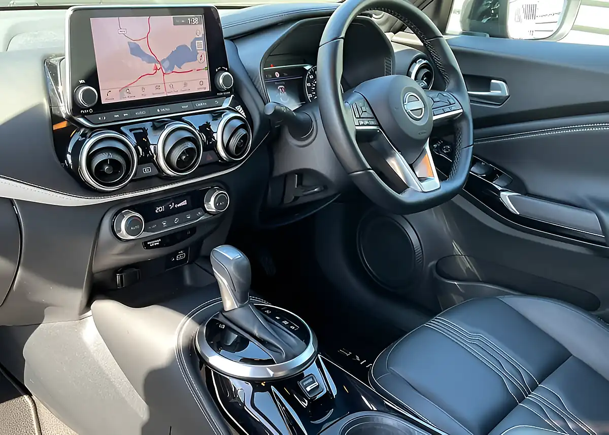 Used 2022 Nissan Juke Premiere Edition Black - Interior and Exterior details 11