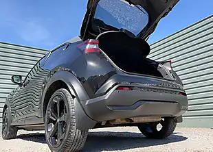 Used 2022 Nissan Juke Premiere Edition Black - Interior and Exterior details 17