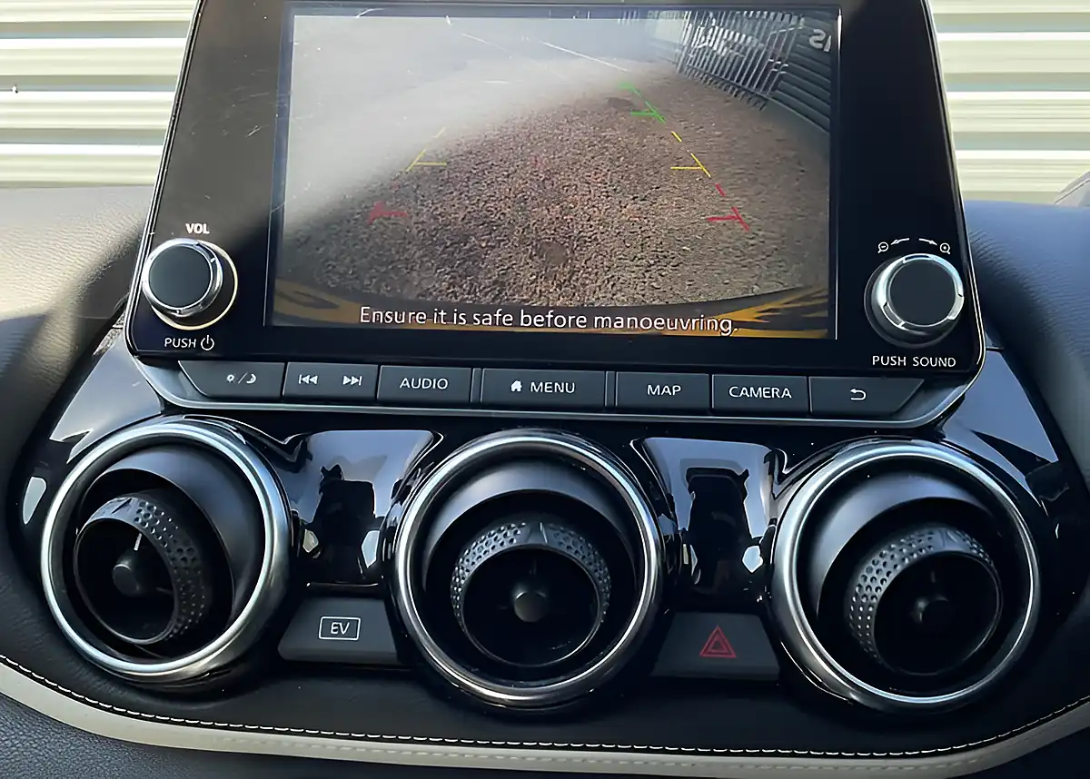 Used 2022 Nissan Juke Premiere Edition Black - Interior and Exterior details 20