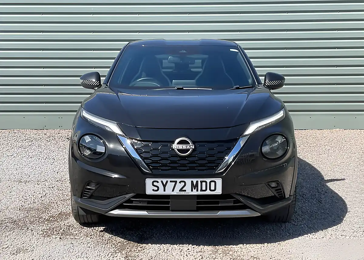 Used 2022 Nissan Juke Premiere Edition Black - Interior and Exterior details 6
