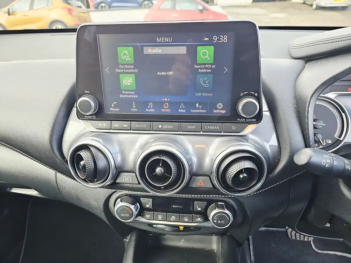 Used 2022 Nissan Juke Tekna Black - Interior and Exterior details 10