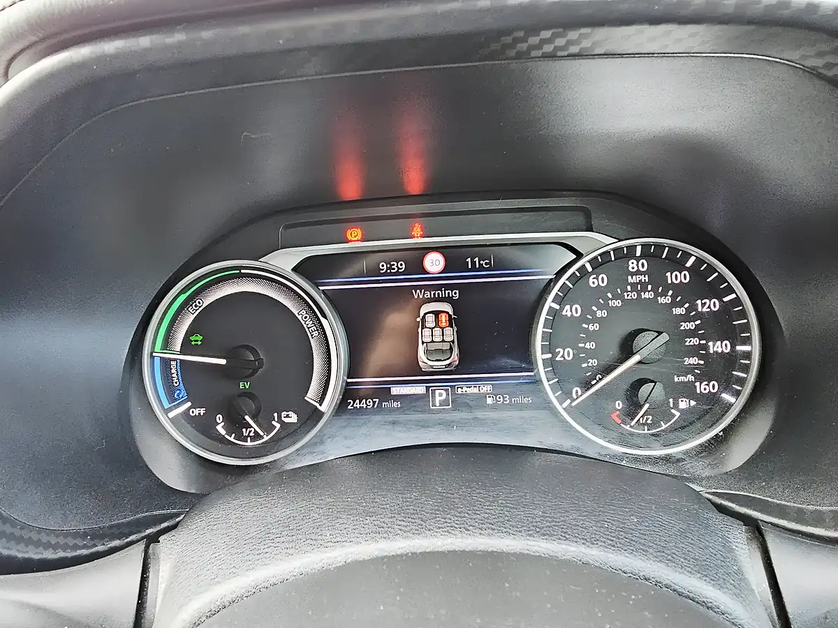 Used 2022 Nissan Juke Tekna Black - Interior and Exterior details 12