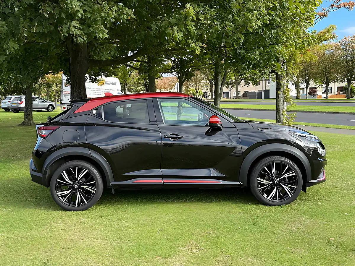 Used 2022 Nissan Juke Tekna+ Black - Interior and Exterior details 6