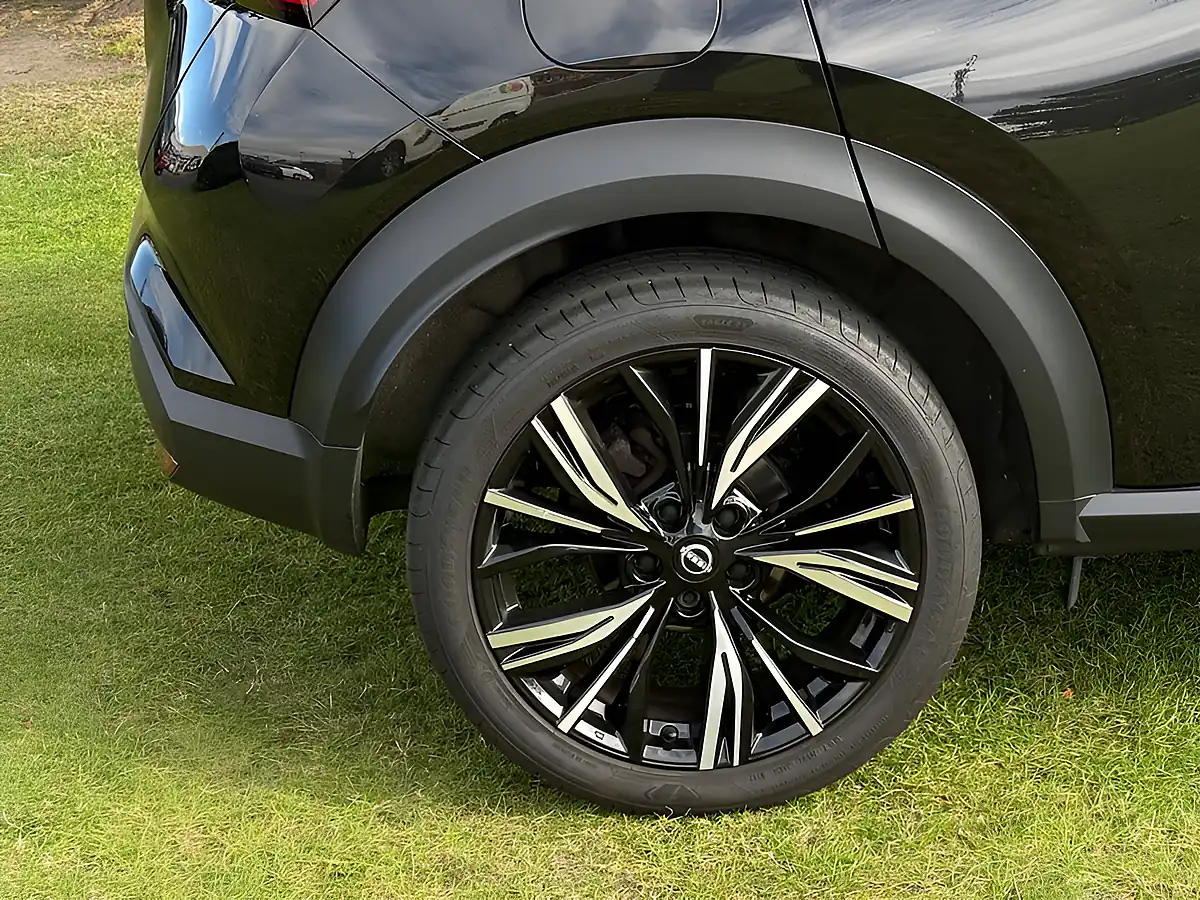 Used 2022 Nissan Juke Tekna+ Black - Interior and Exterior details 8