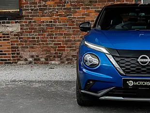 Used 2022 Nissan Juke Tekna+ Blue - Interior and Exterior details 5