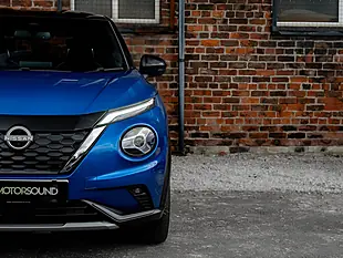 Used 2022 Nissan Juke Tekna+ Blue - Interior and Exterior details 9