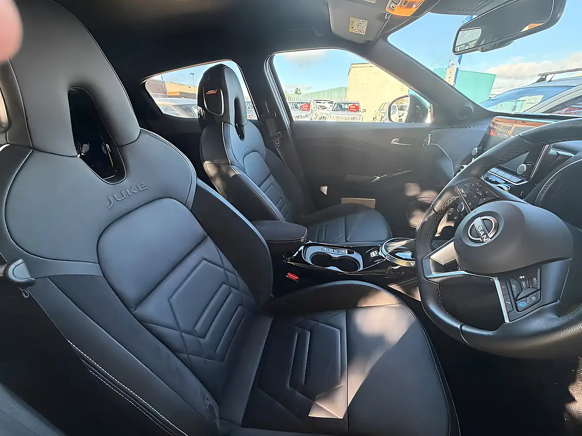 Used 2022 Nissan Juke Tekna+ Grey - Interior and Exterior details 16