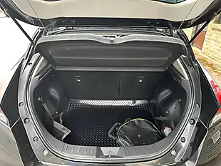 Used 2022 Nissan Leaf Acenta Black - Interior and Exterior details 12