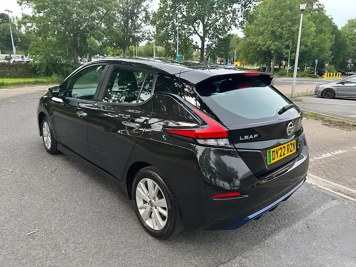 Used 2022 Nissan Leaf Acenta Black - Interior and Exterior details 5