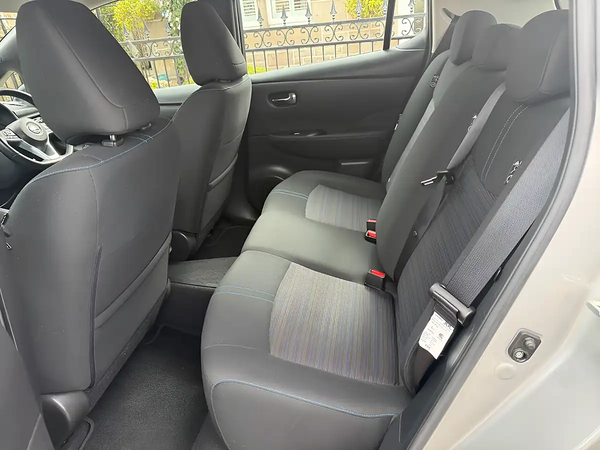 Used 2022 Nissan Leaf Acenta Blade Silver - Interior and Exterior details 20