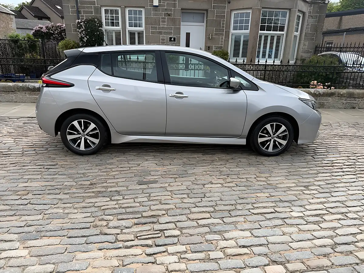 Used 2022 Nissan Leaf Acenta Blade Silver - Interior and Exterior details 4