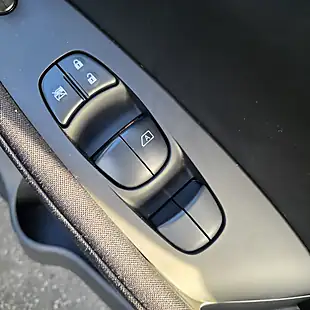 Used 2022 Nissan Leaf Acenta Edition Diamond Black - Interior and Exterior details 17
