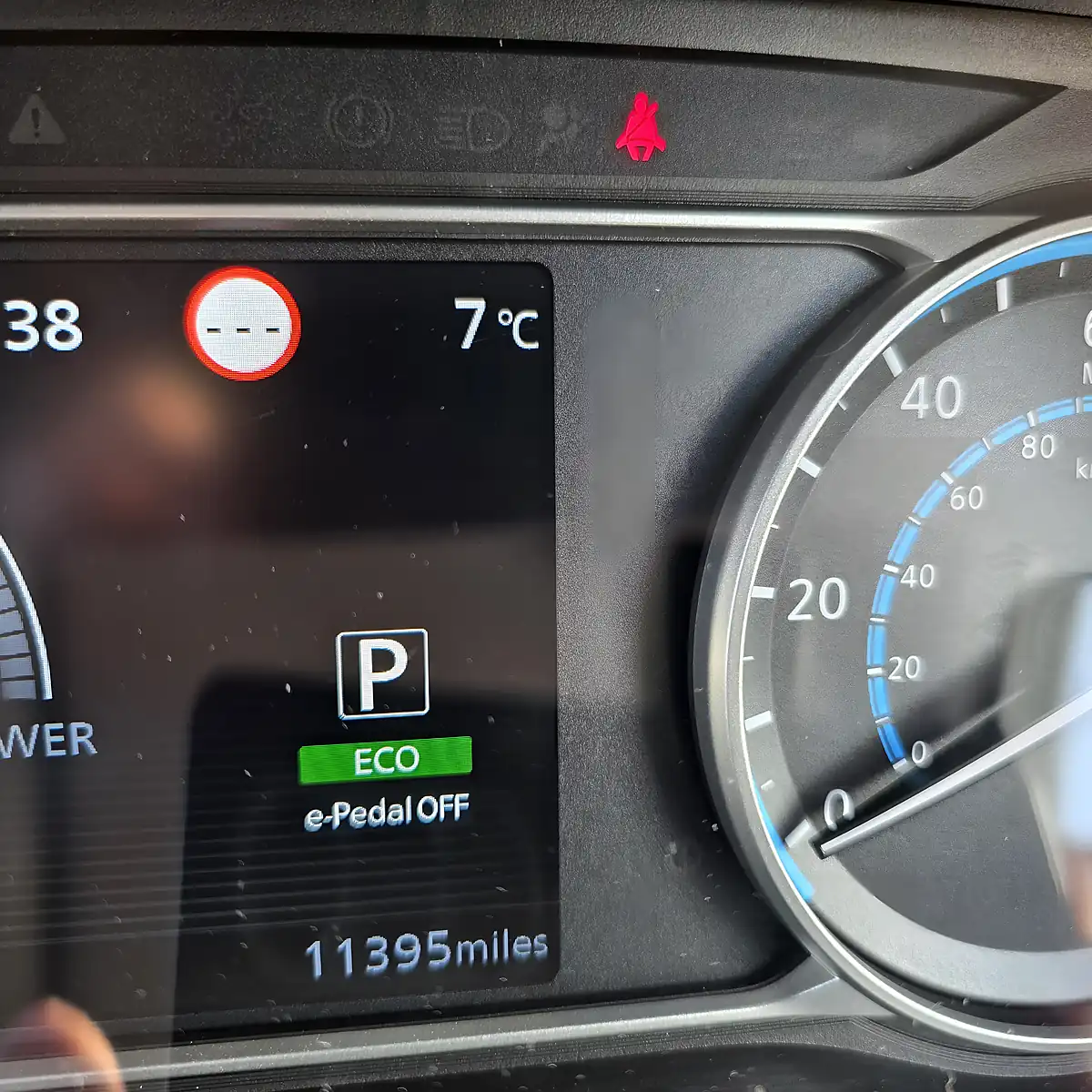 Used 2022 Nissan Leaf Acenta Edition Diamond Black - Interior and Exterior details 19