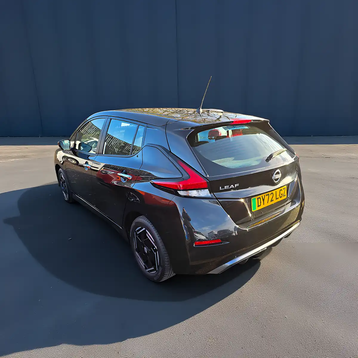 Used 2022 Nissan Leaf Acenta Edition Diamond Black - Interior and Exterior details 4