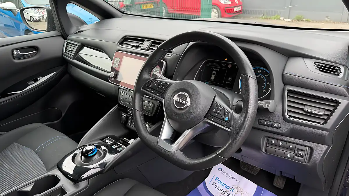 Used 2022 Nissan Leaf N-Connecta Blue - Interior and Exterior details 12