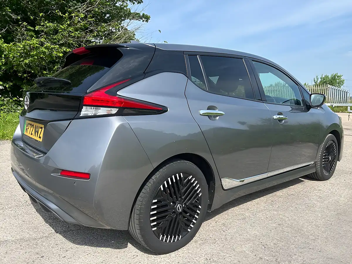 Used 2022 Nissan Leaf N-Connecta Grey - Interior and Exterior details 11
