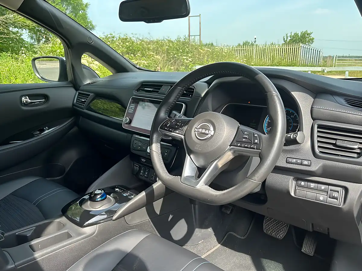 Used 2022 Nissan Leaf N-Connecta Grey - Interior and Exterior details 13
