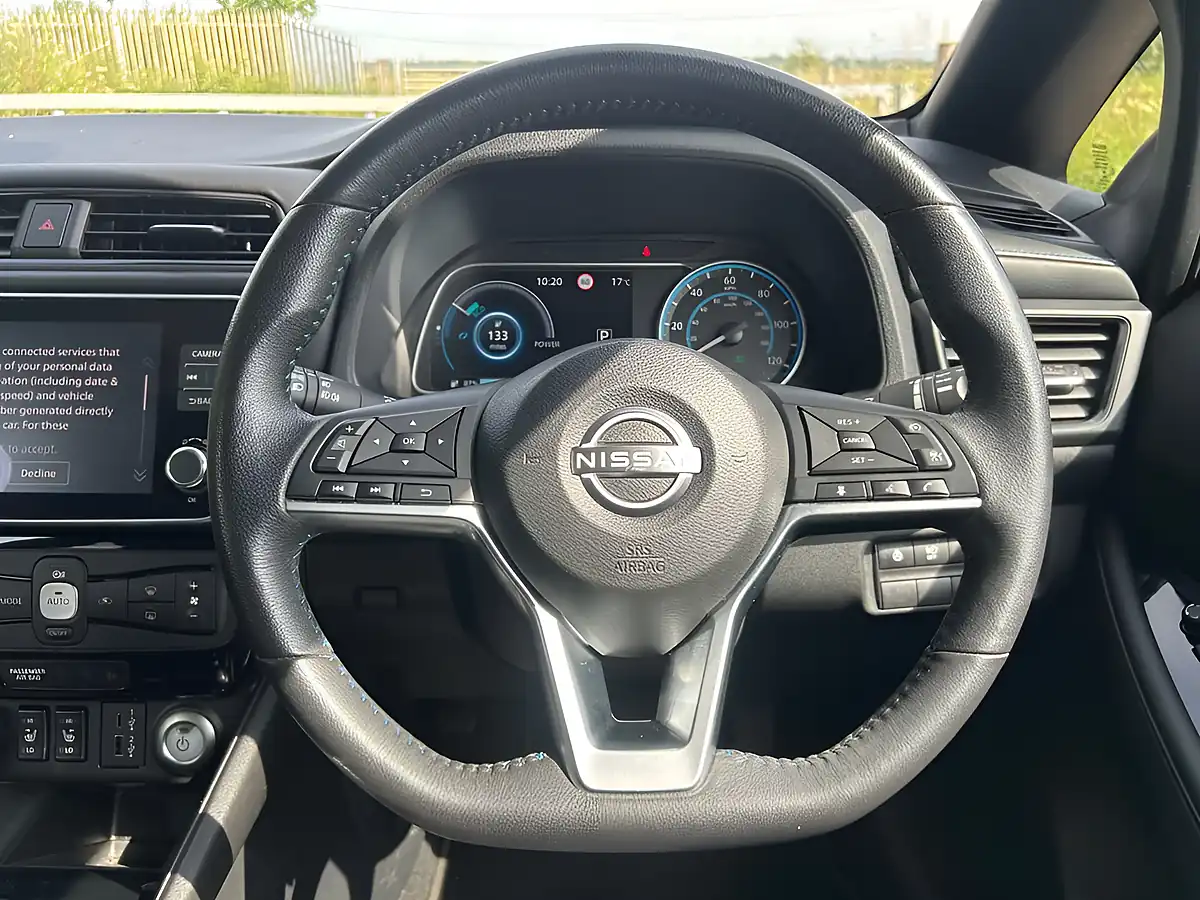 Used 2022 Nissan Leaf N-Connecta Grey - Interior and Exterior details 14