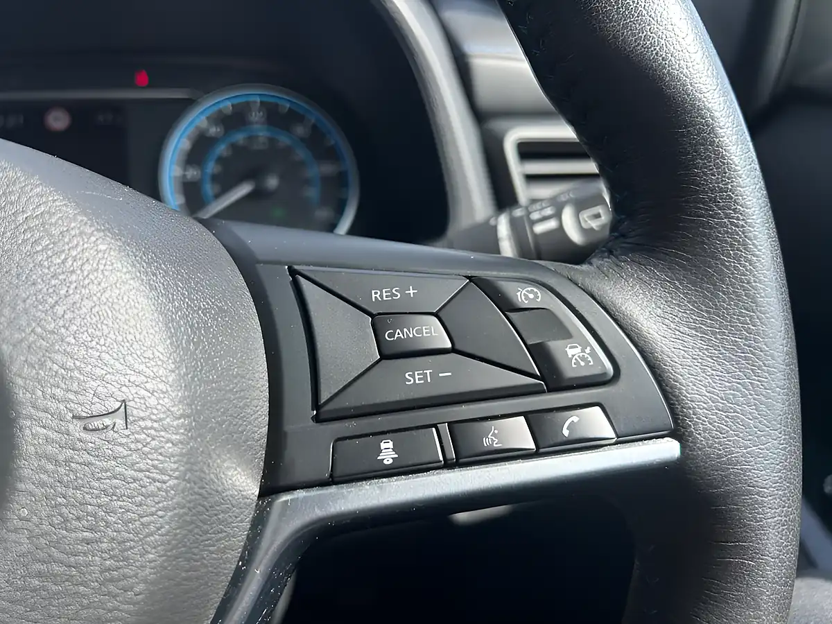Used 2022 Nissan Leaf N-Connecta Grey - Interior and Exterior details 16
