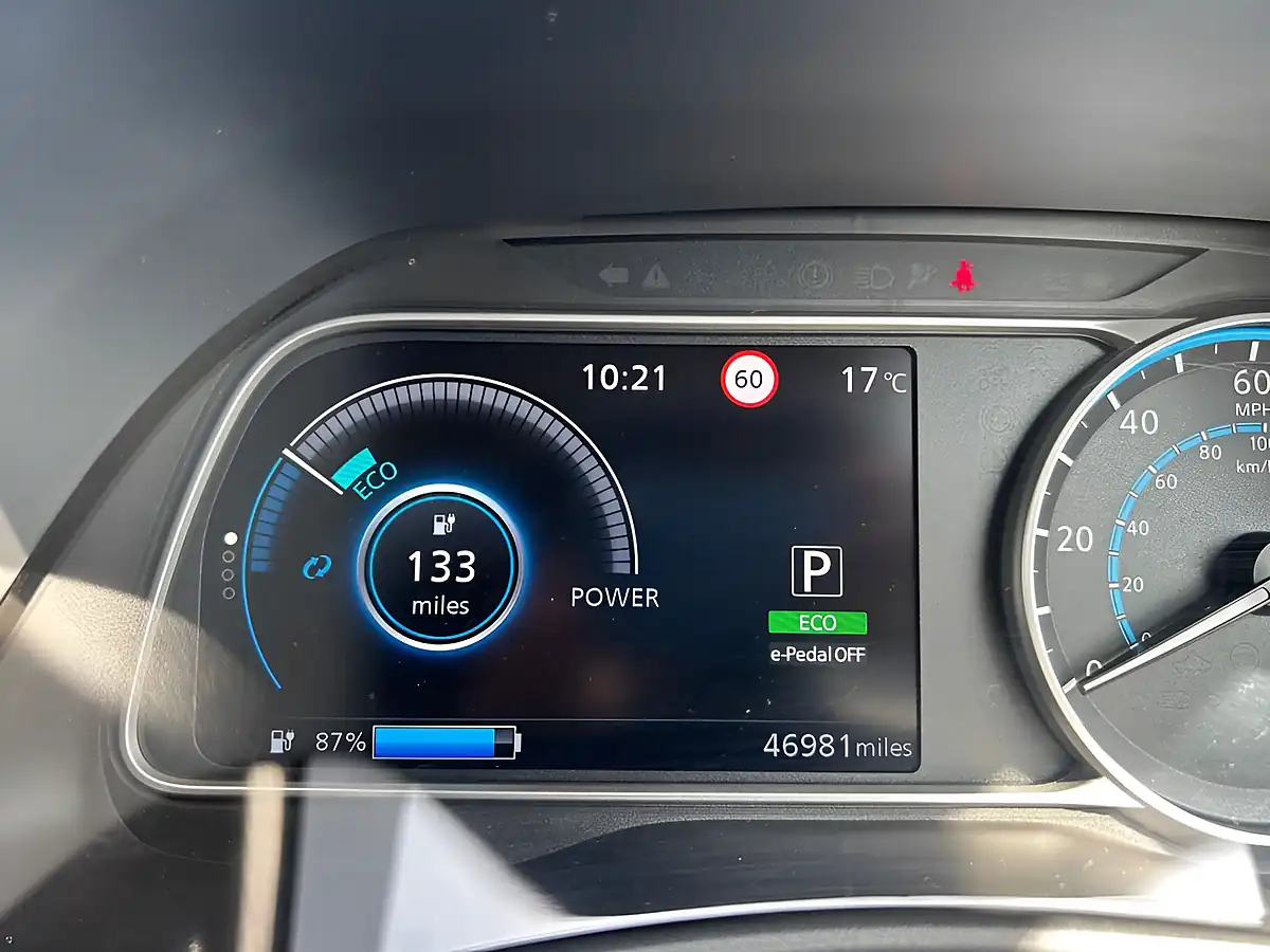 Used 2022 Nissan Leaf N-Connecta Grey - Interior and Exterior details 19