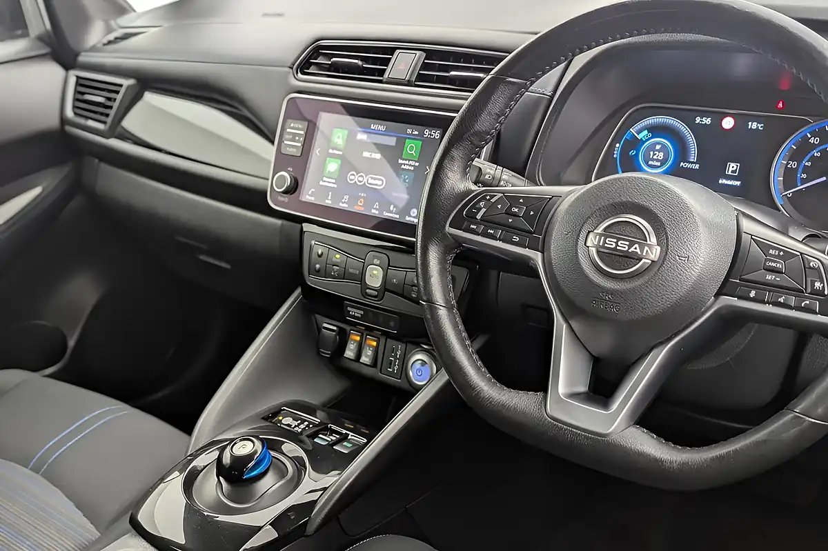 Used 2022 Nissan Leaf N-Connecta Grey - Interior and Exterior details 16