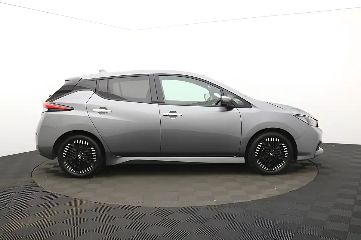 Used 2022 Nissan Leaf N-Connecta Grey - Interior and Exterior details 2