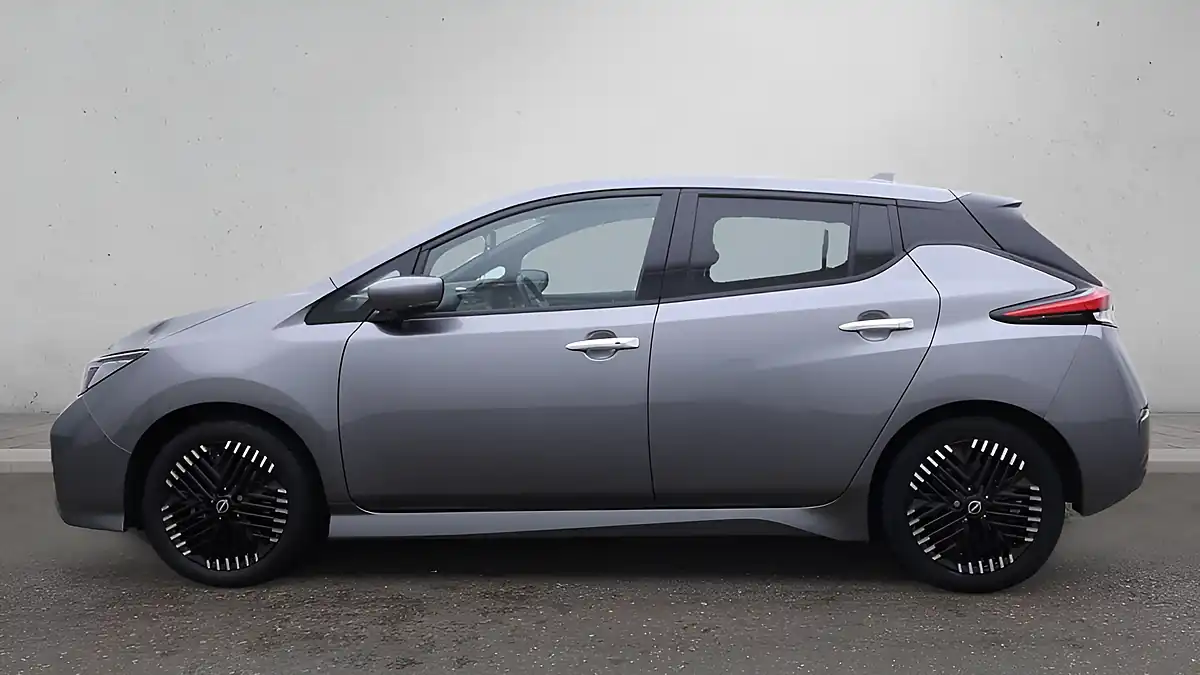 Used 2022 Nissan Leaf N-Connecta Grey - Interior and Exterior details 6