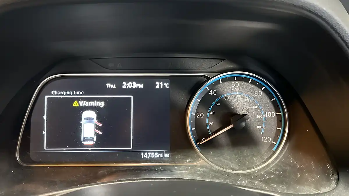 Used 2022 Nissan Leaf N-Connecta Grey - Interior and Exterior details 8
