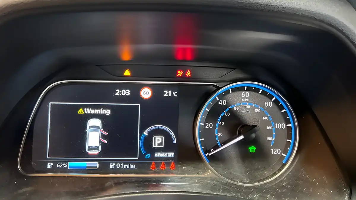 Used 2022 Nissan Leaf N-Connecta Grey - Interior and Exterior details 9
