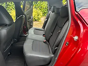 Used 2022 Nissan Leaf N-Connecta Red - Interior and Exterior details 10