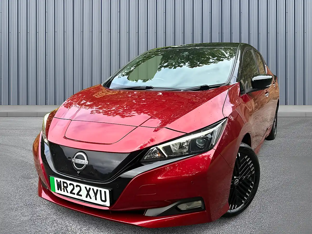 Used 2022 Nissan Leaf N-Connecta Red - Interior and Exterior details 3