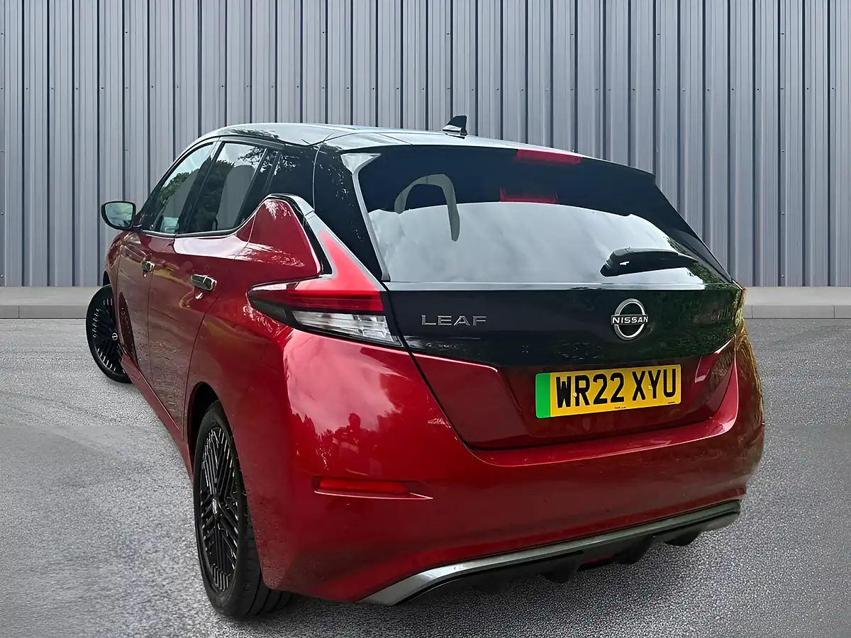 Used 2022 Nissan Leaf N-Connecta Red - Interior and Exterior details 4