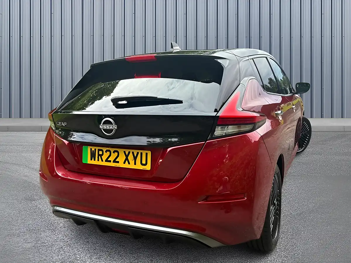 Used 2022 Nissan Leaf N-Connecta Red - Interior and Exterior details 6
