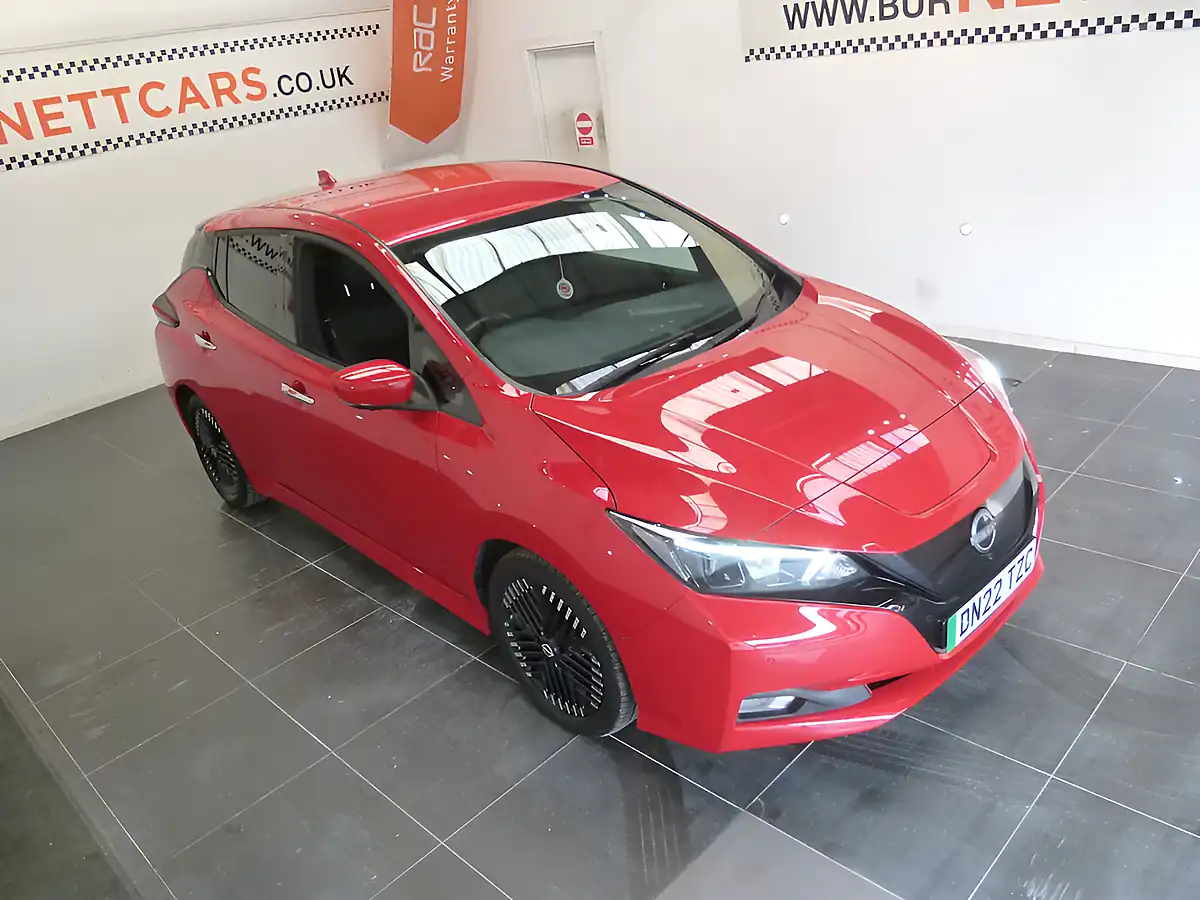 Used 2022 Nissan Leaf N-Connecta Red - Interior and Exterior details 18