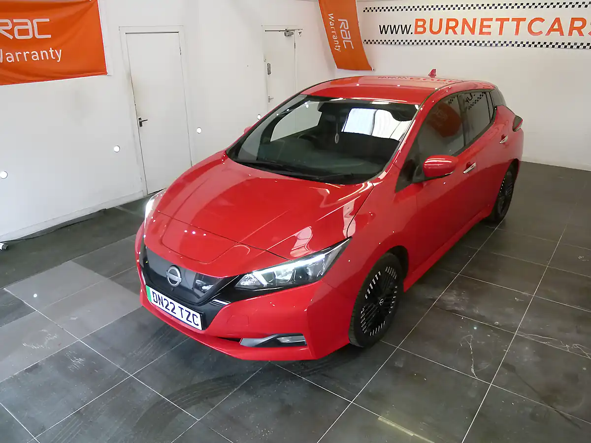 Used 2022 Nissan Leaf N-Connecta Red - Interior and Exterior details 19