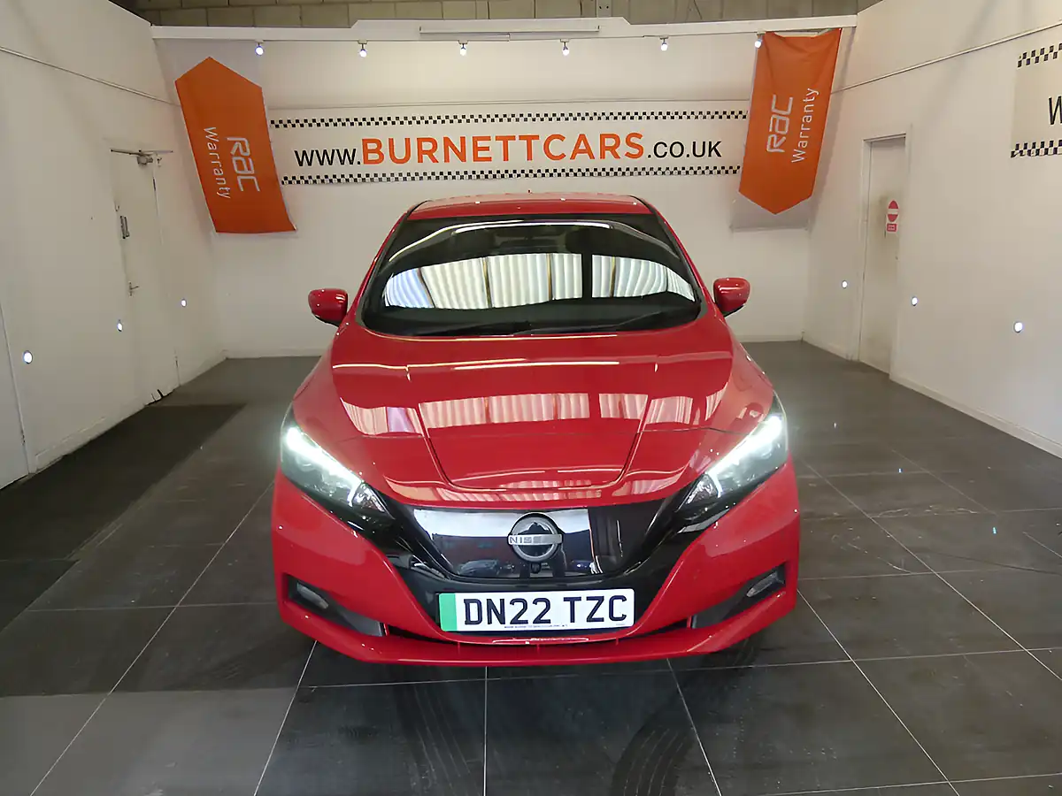 Used 2022 Nissan Leaf N-Connecta Red - Interior and Exterior details 4