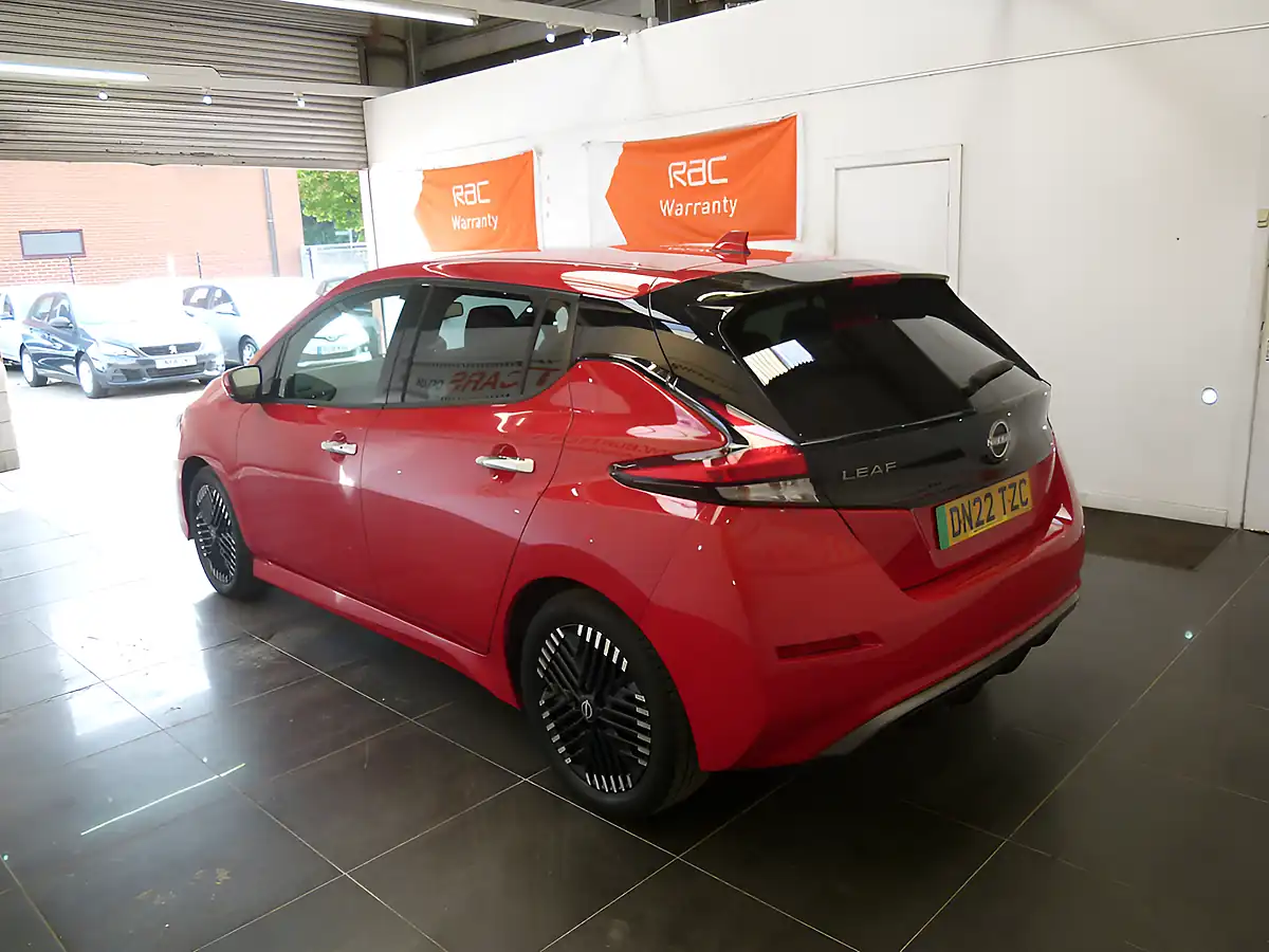 Used 2022 Nissan Leaf N-Connecta Red - Interior and Exterior details 6