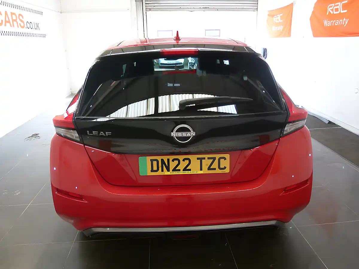 Used 2022 Nissan Leaf N-Connecta Red - Interior and Exterior details 7