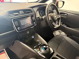 Used 2022 Nissan Leaf N-Connecta Red - Interior and Exterior details 15
