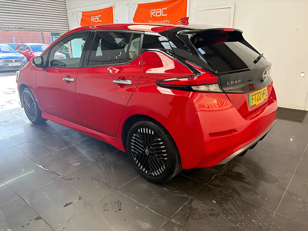 Used 2022 Nissan Leaf N-Connecta Red - Interior and Exterior details 5