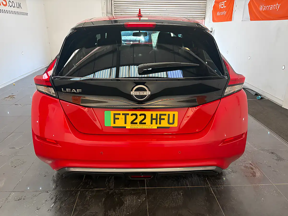 Used 2022 Nissan Leaf N-Connecta Red - Interior and Exterior details 7