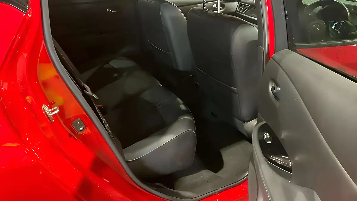 Used 2022 Nissan Leaf N-Connecta Red - Interior and Exterior details 10