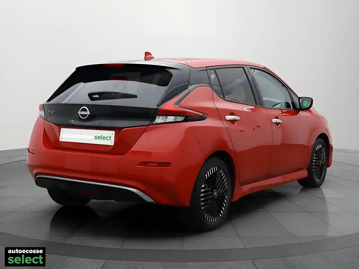 Used 2022 Nissan Leaf N-Connecta Red - Interior and Exterior details 6