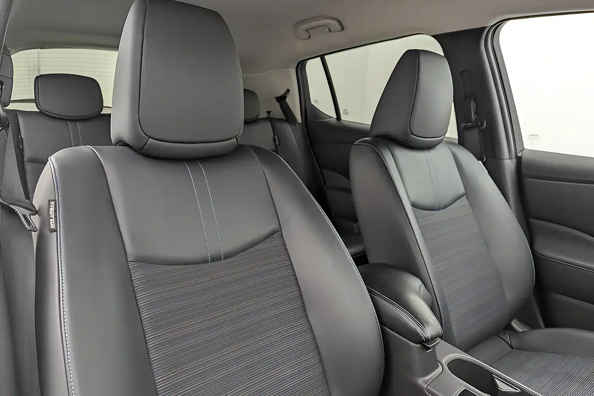 Used 2022 Nissan Leaf N-Connecta White - Interior and Exterior details 14