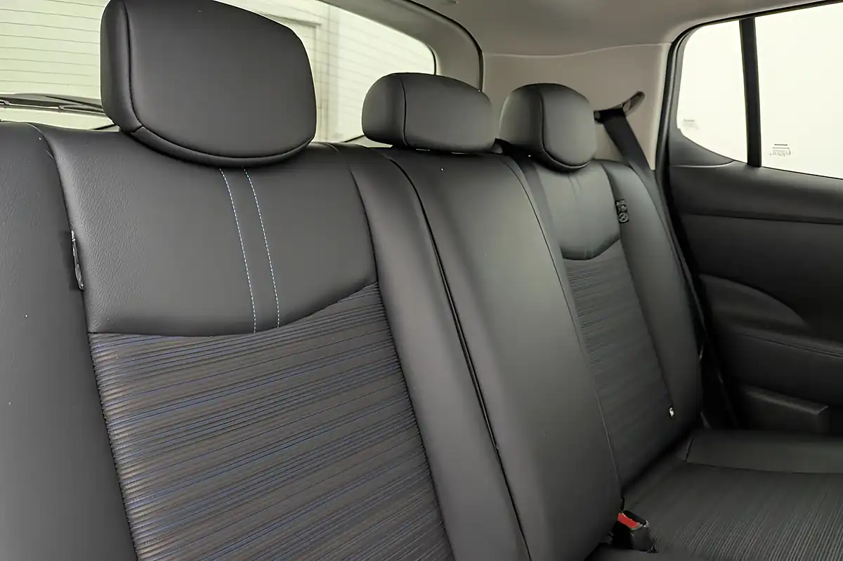 Used 2022 Nissan Leaf N-Connecta White - Interior and Exterior details 18