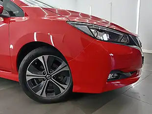 Used 2022 Nissan Leaf Tekna Flame Red - Interior and Exterior details 5