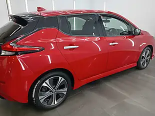 Used 2022 Nissan Leaf Tekna Flame Red - Interior and Exterior details 8