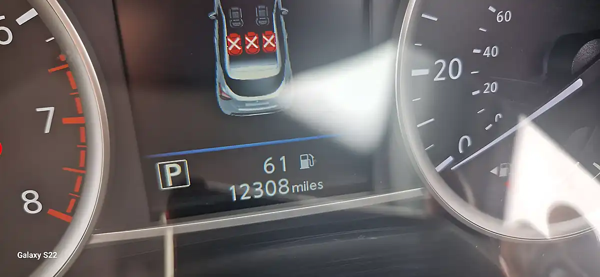 Used 2022 Nissan Micra Acenta Silver - Interior and Exterior details 10