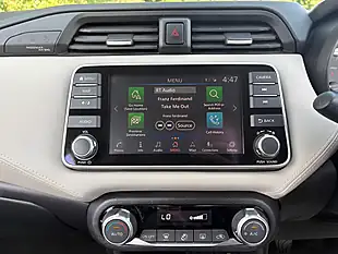 Used 2022 Nissan Micra Tekna Grey - Interior and Exterior details 12