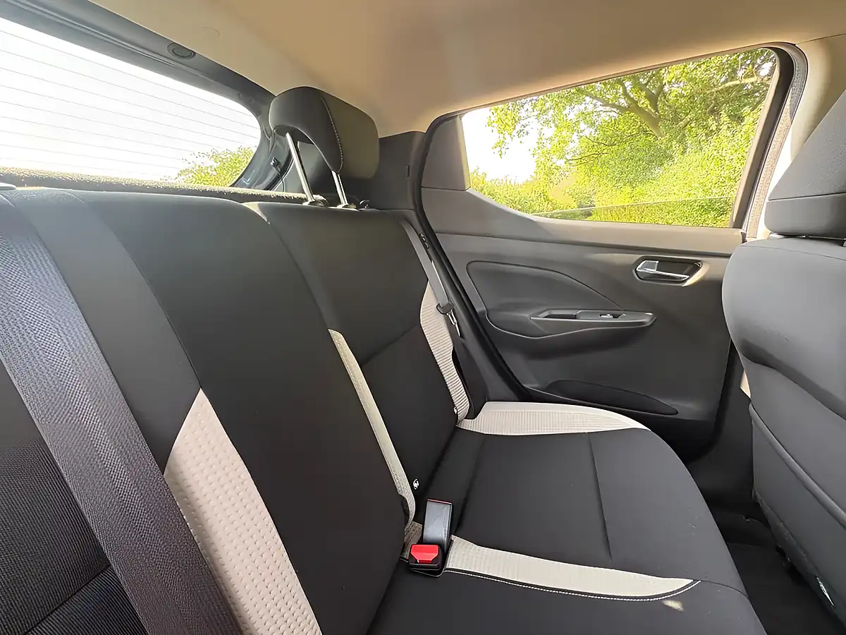 Used 2022 Nissan Micra Tekna Grey - Interior and Exterior details 16